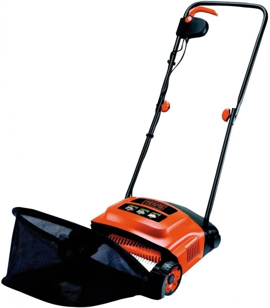 BLACK+DECKER Motoculteur, 30 cm, 600 W, Scarificateur de pelouse 600W 30 cm, GD300-QS, 30cm, 8mm